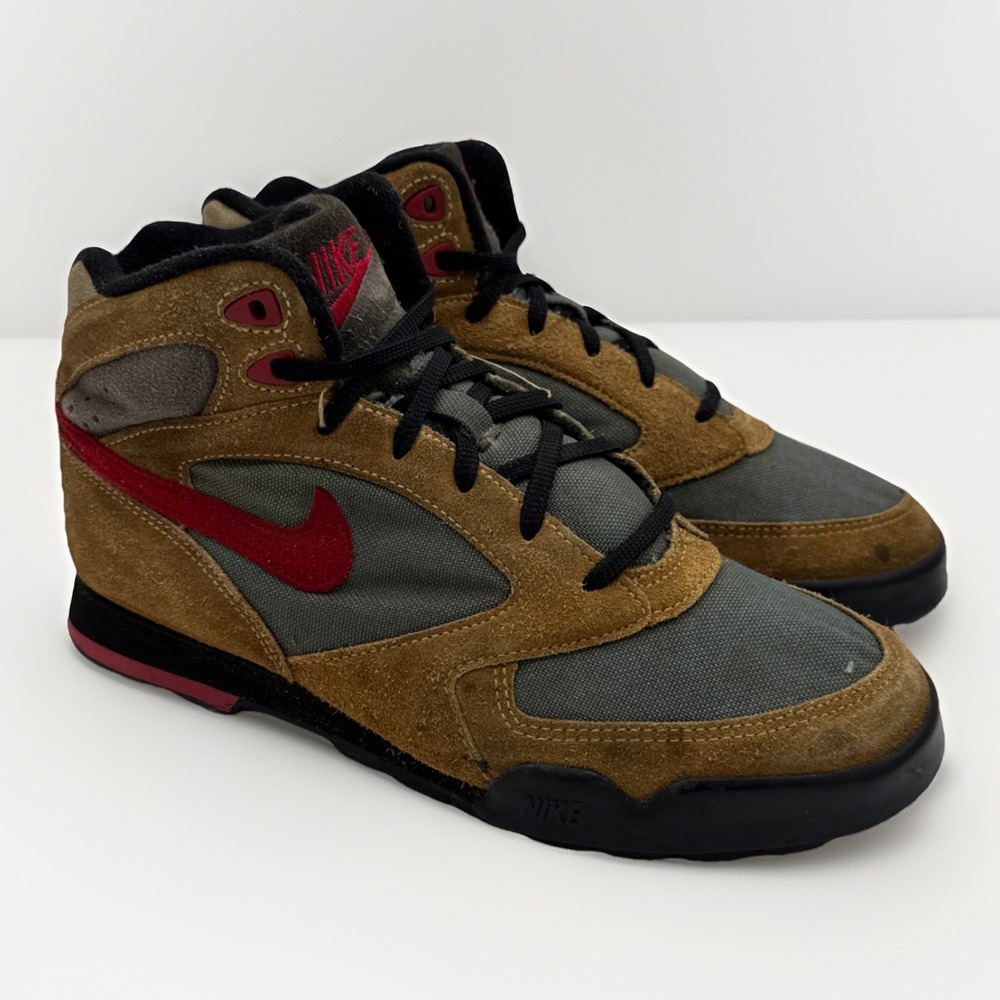 Vintage Nike Caldera Hiking Shoes ACG Suede 921202 Mens 8.5 Gorpcore